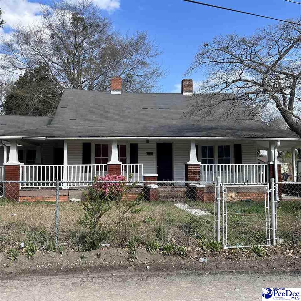 224 Godfrey Street - Photo 1