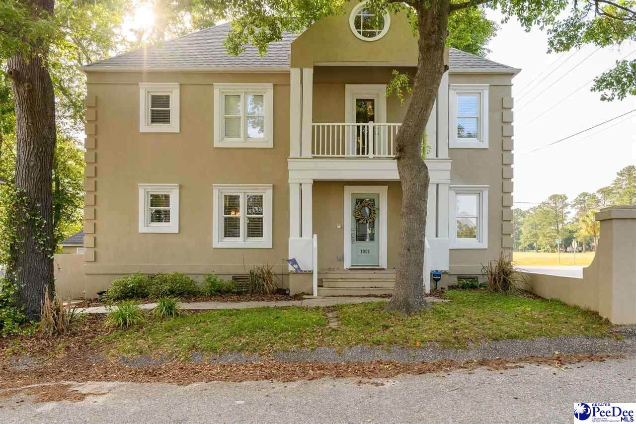 1001 Canberra Place - Photo 1