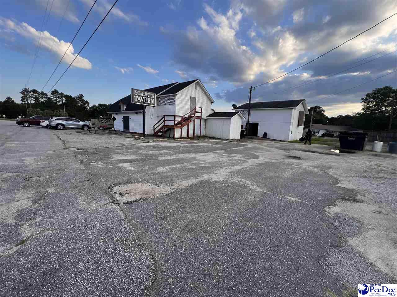 1125 Main St - Photo 1