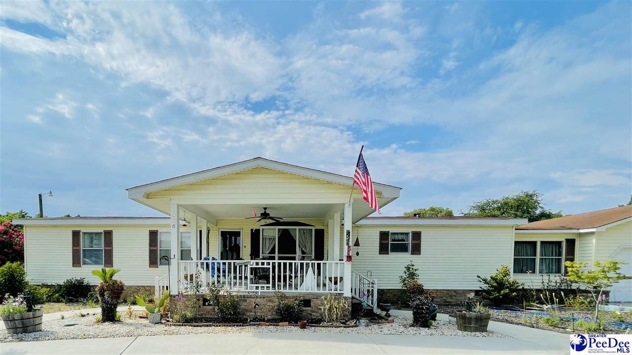 1336 Turnpike Rd - Photo 1