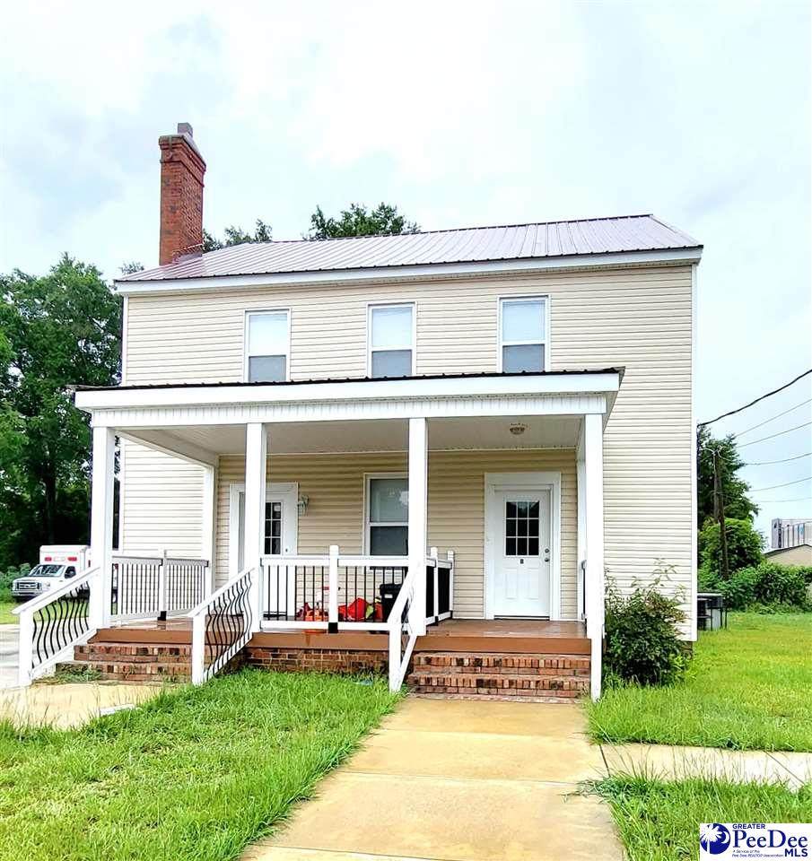 154 Warley Street Apt B - Photo 1