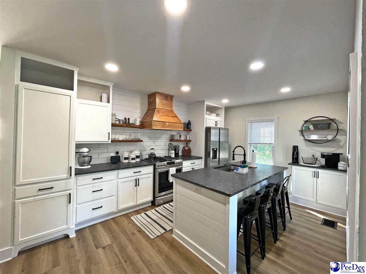 406 14th Street - Photo 1