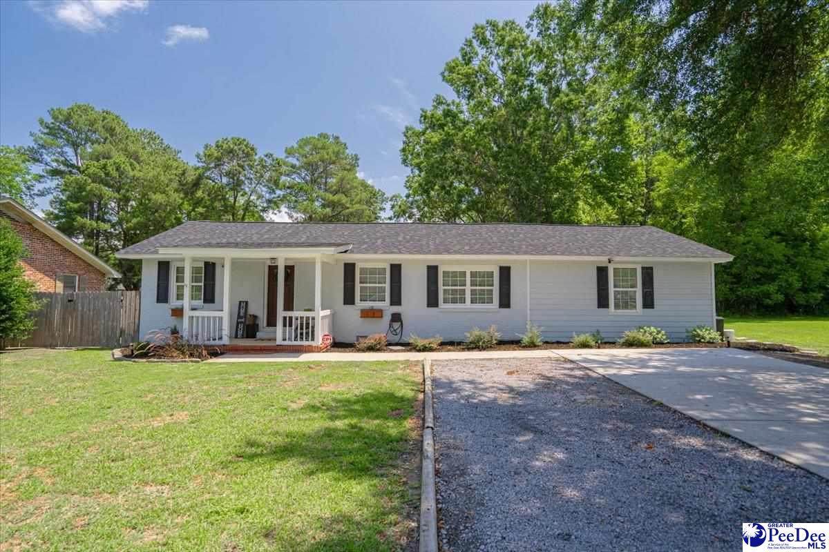 609 Barefoot St. - Photo 1