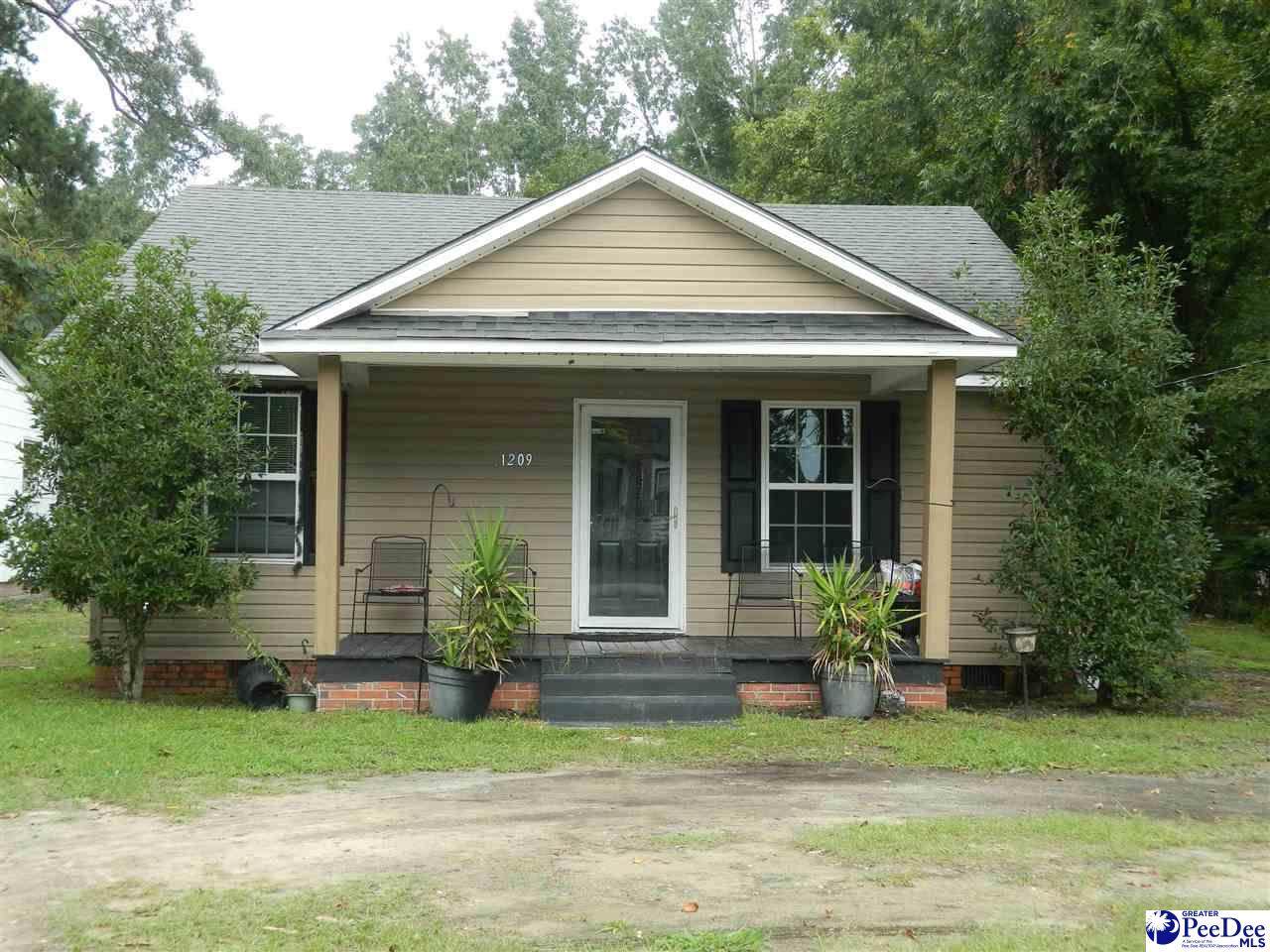 1209 Waverly Avenue - Photo 1