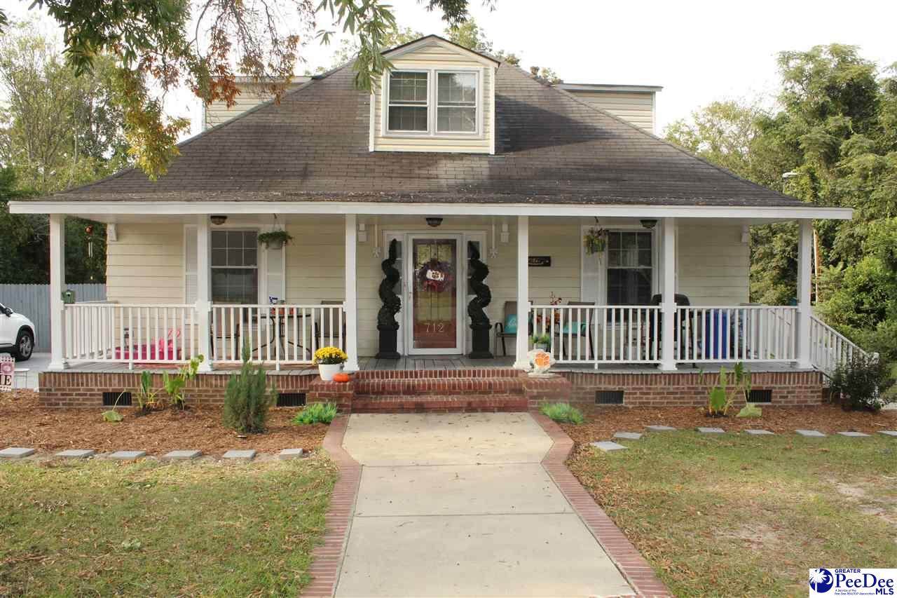 712 Legacy St - Photo 1
