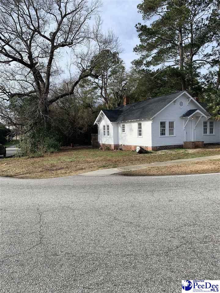 416 Warley St - Photo 1