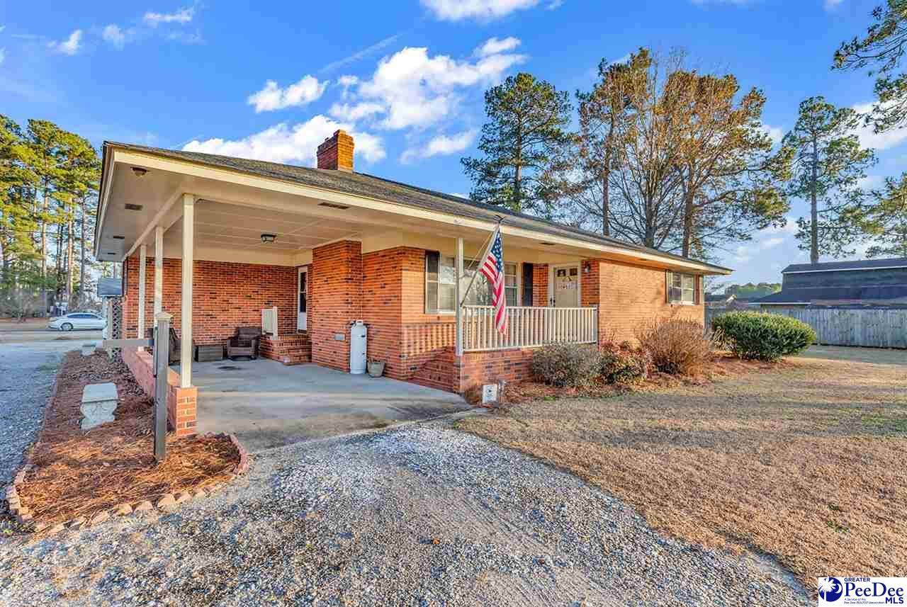 103 Oakdale - Photo 1