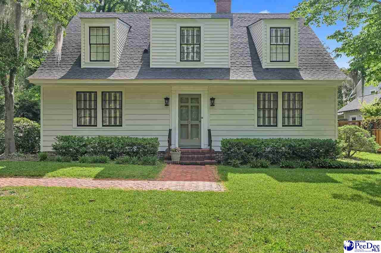 820 Mohawk Drive - Photo 1