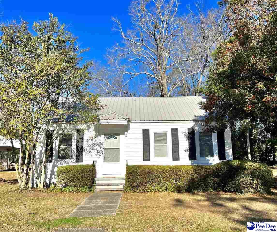 220 Calhoun St - Photo 1