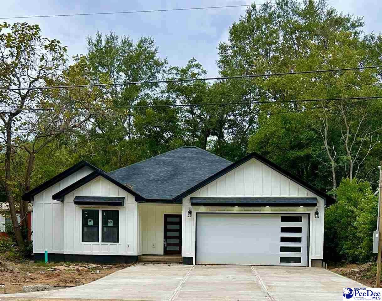 1018 Main - Photo 1