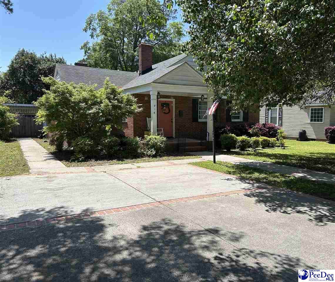 916 Kalmia Street - Photo 1
