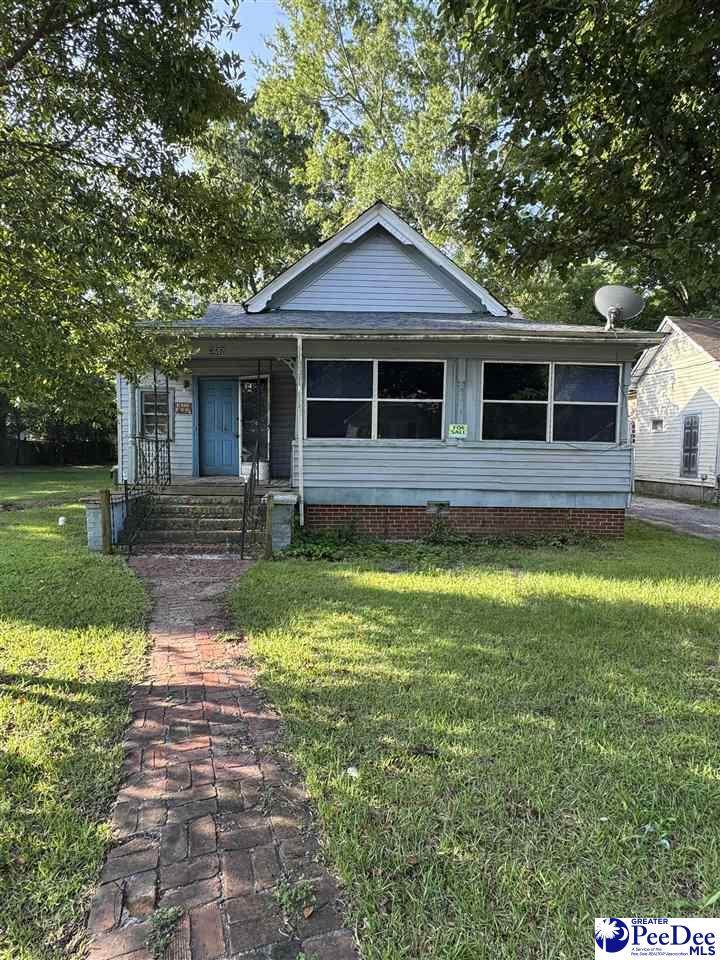 327 Marlboro Ave - Photo 1