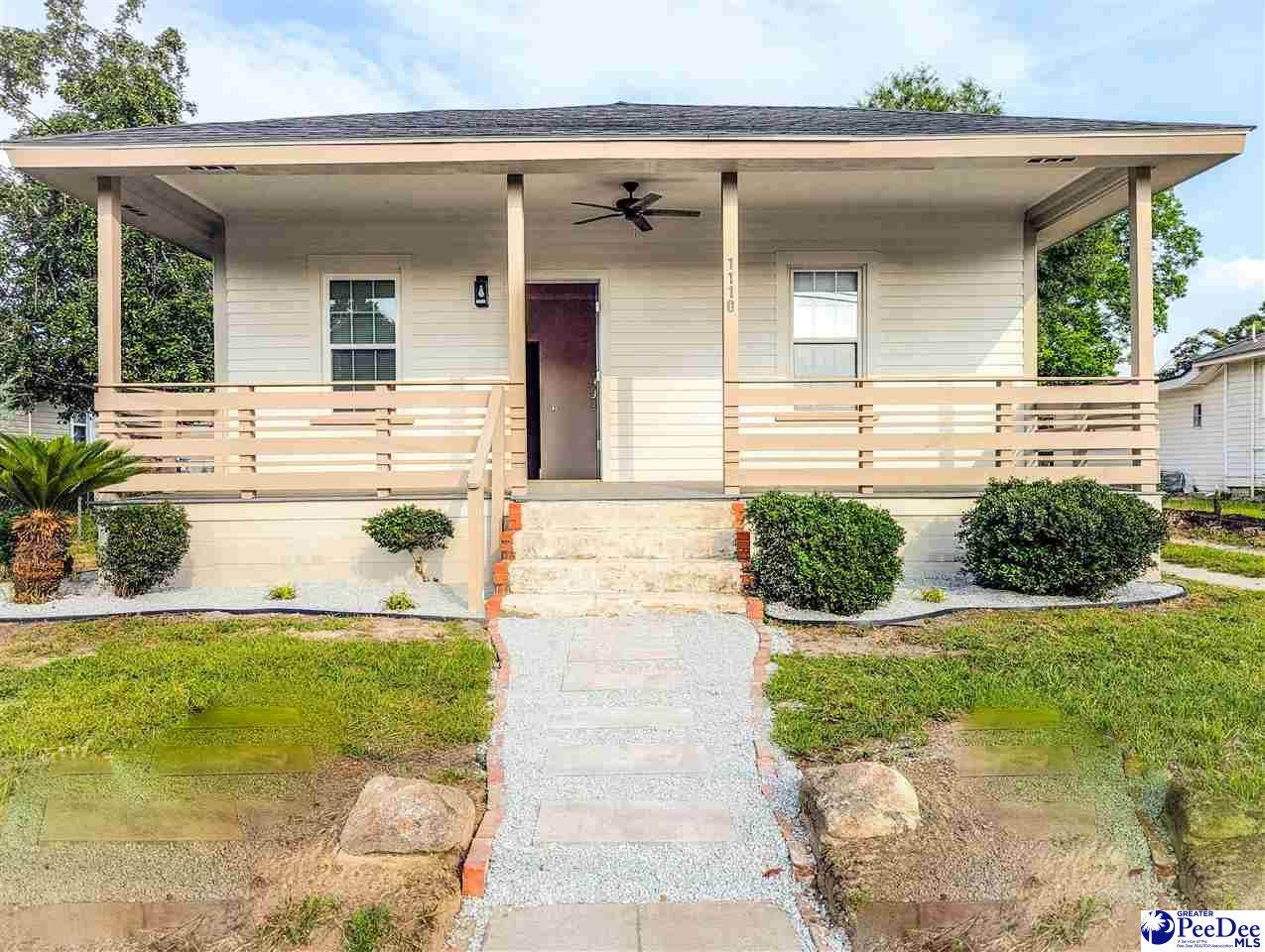 1110 Oakland Ave. - Photo 1