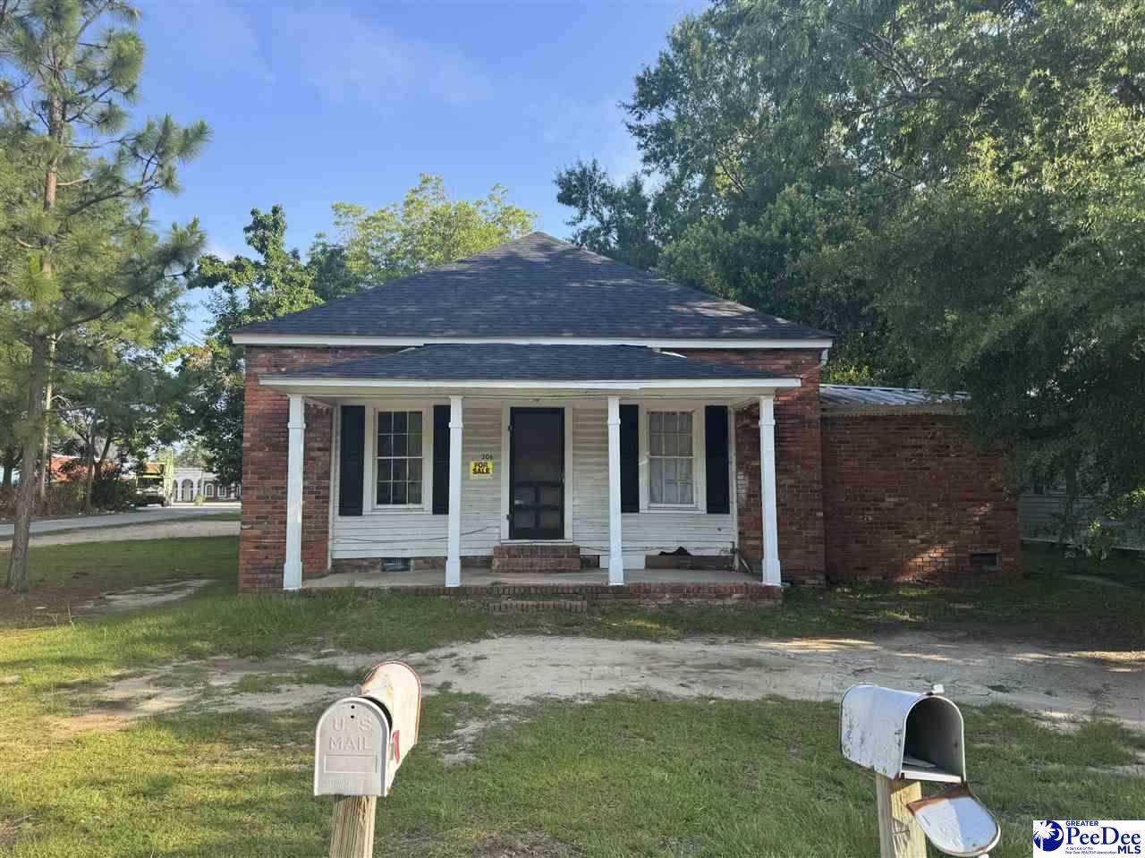 306 Marlboro Ave - Photo 1