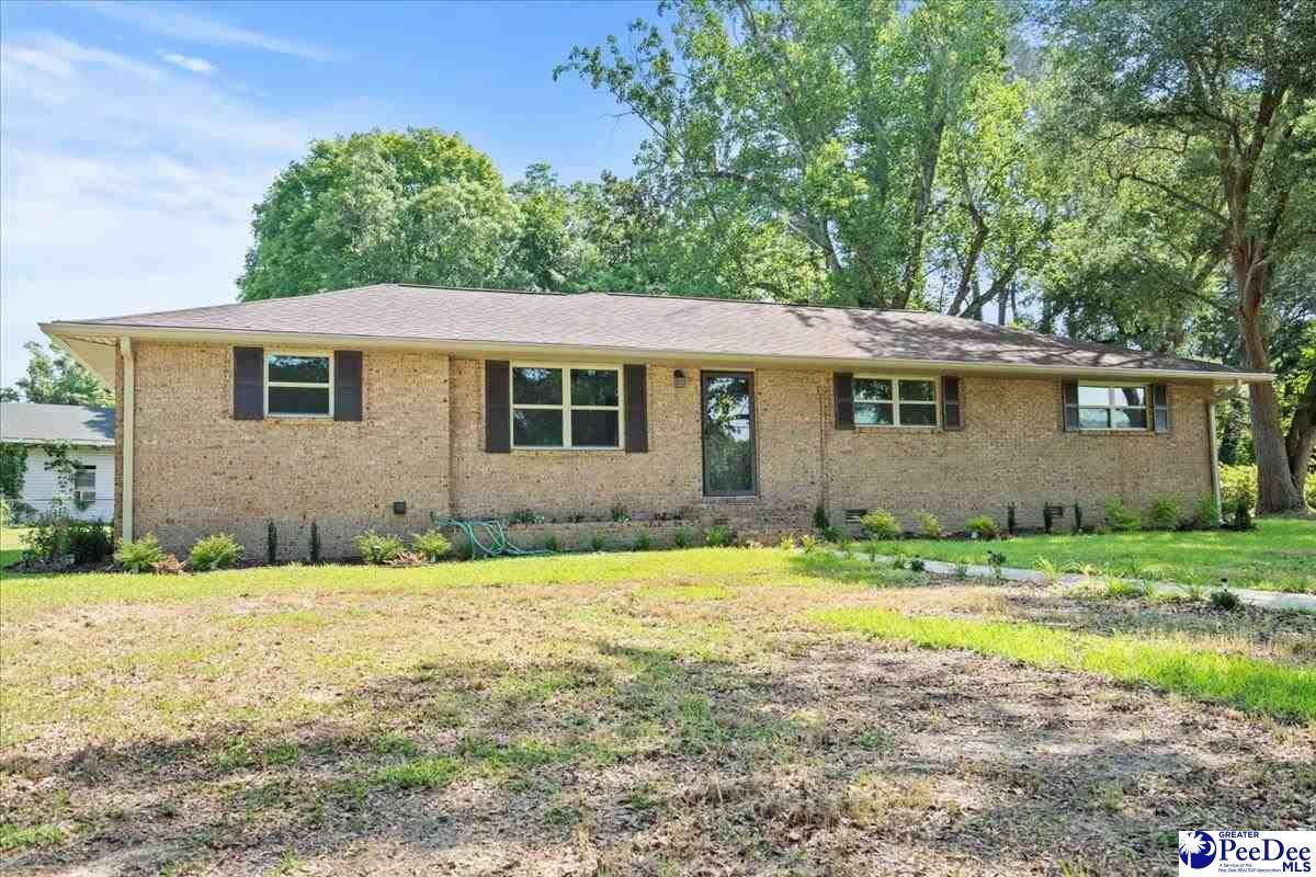 136 Chester Park Circle - Photo 1