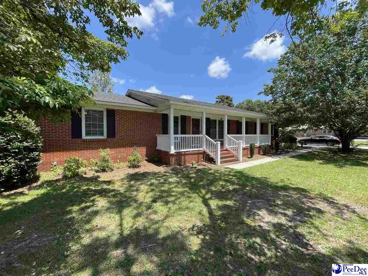1029 Edgewood Dr - Photo 1
