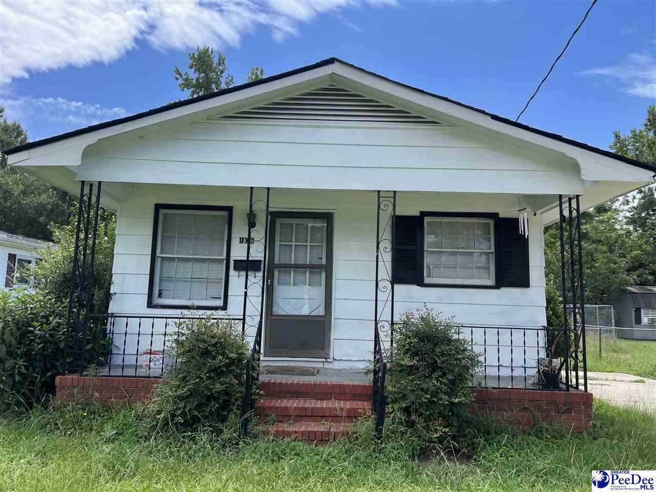 106 Lincoln Blvd - Photo 1