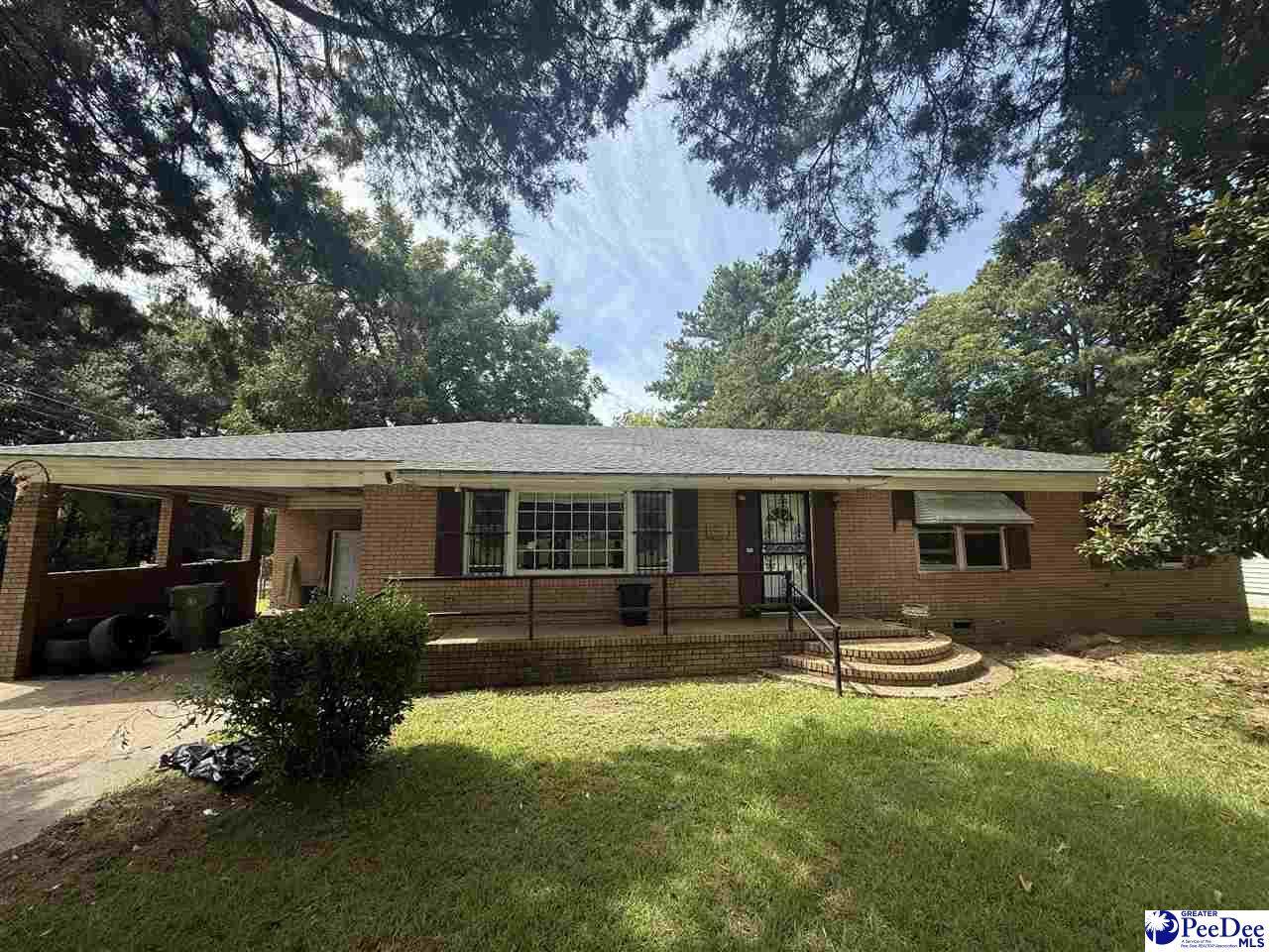 1012 Pawley - Photo 1