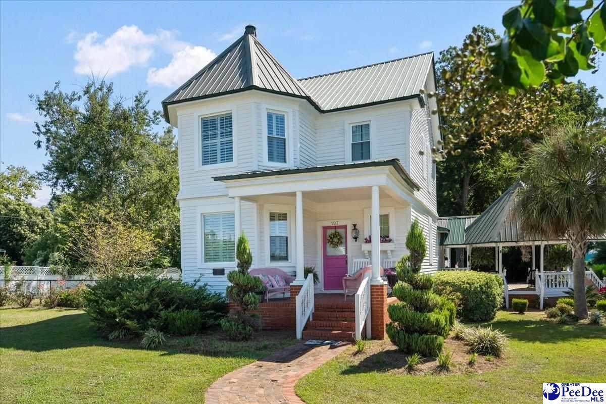 107 Craig St - Photo 1