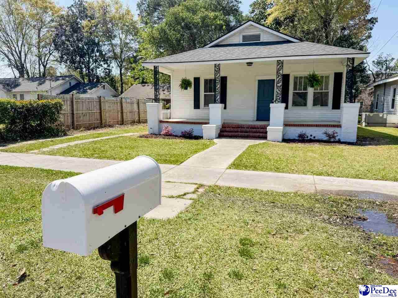 109 Winston St - Photo 1