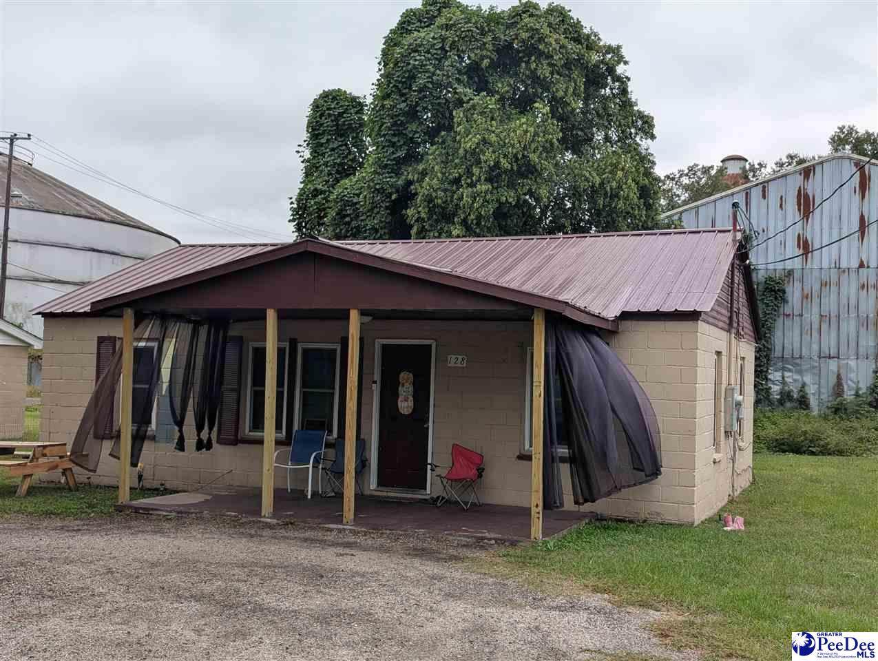 128 Durant St - Photo 1