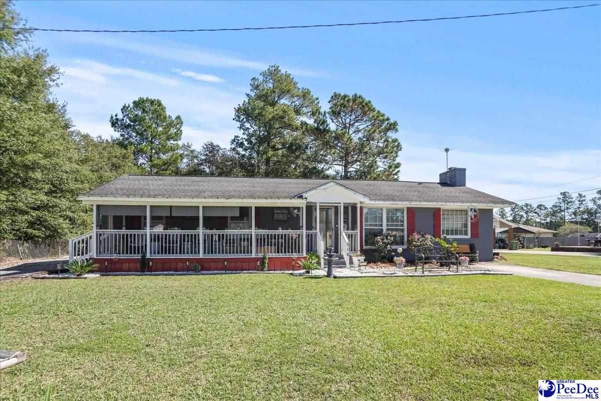 516 Dogwood Ave - Photo 1