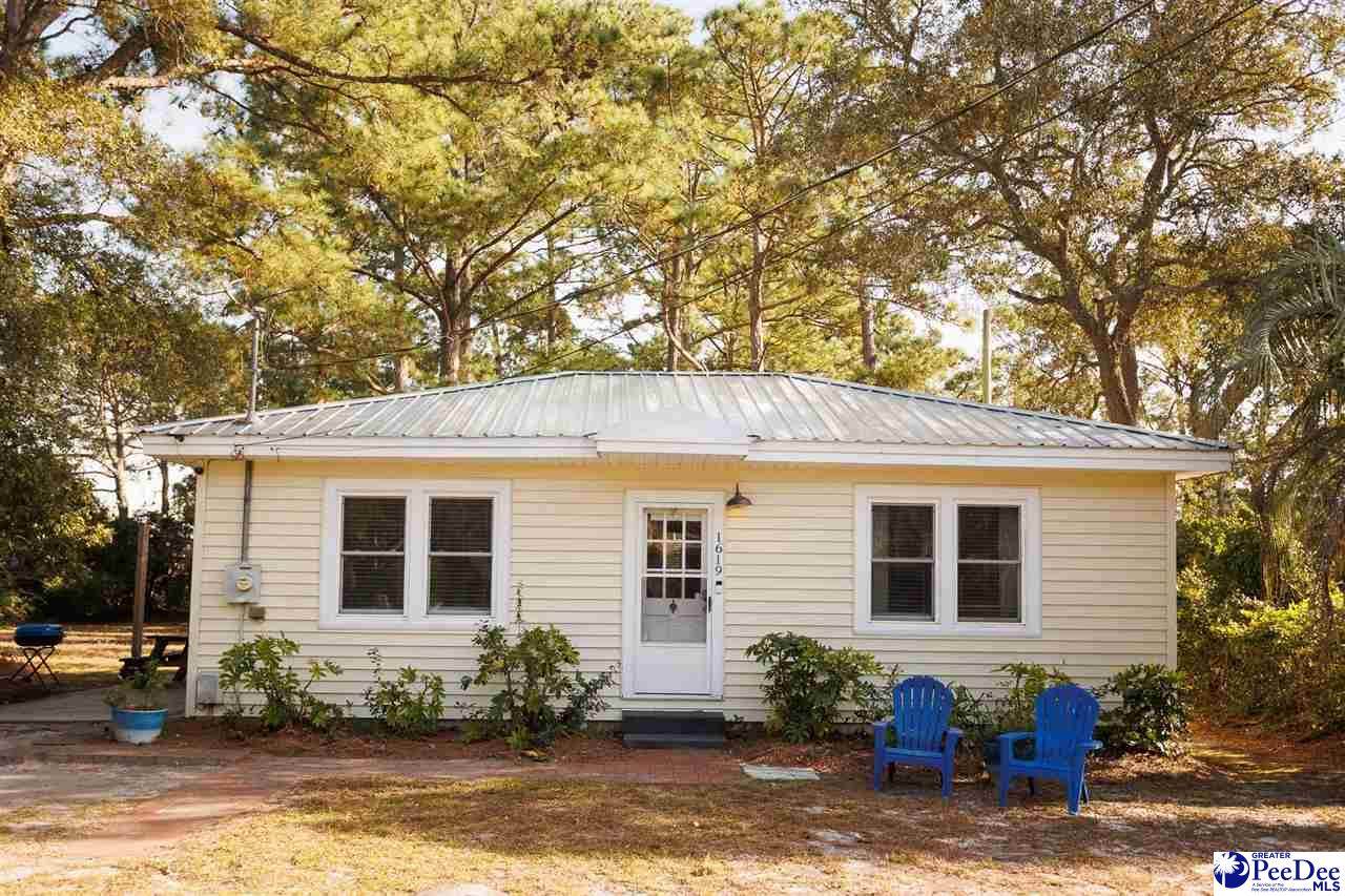 1619 Edge Drive - Photo 1