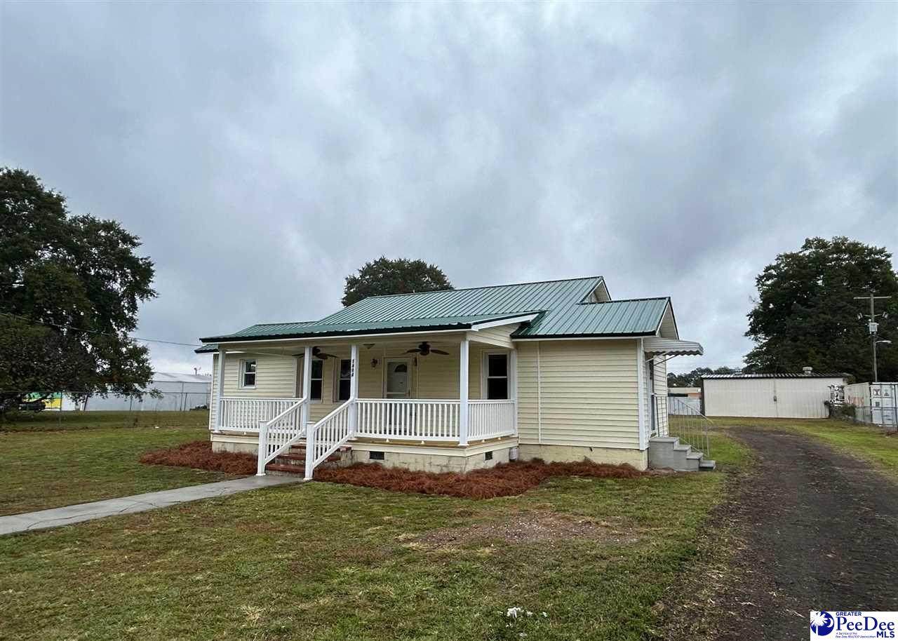 1404 Greenland Dr - Photo 1