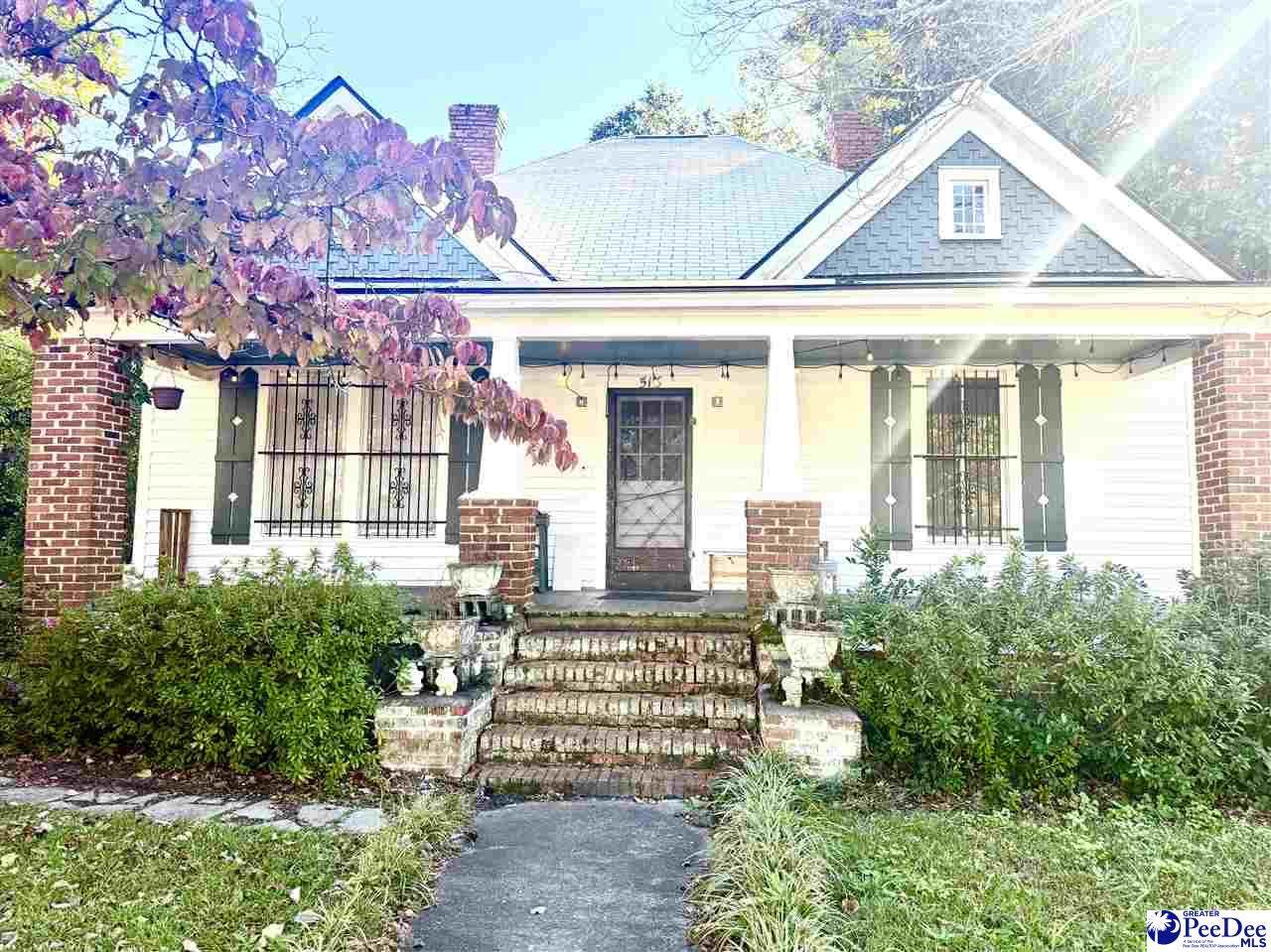 516 Pine St - Photo 1