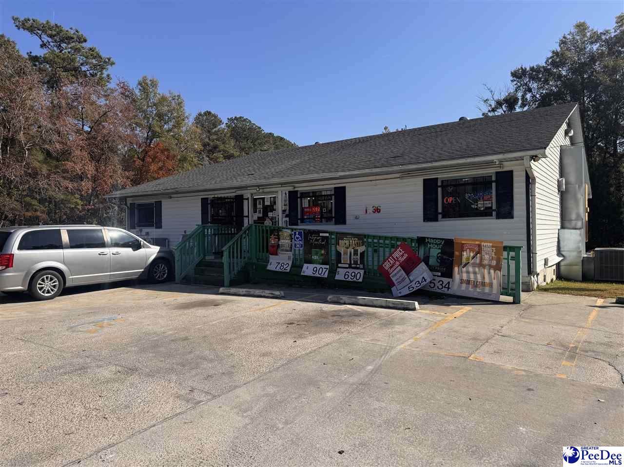 1636 Johnsonville Hwy - Photo 1