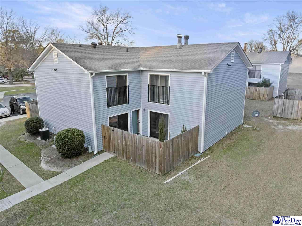 2220 Woodridge Ln, Unit L - Photo 1