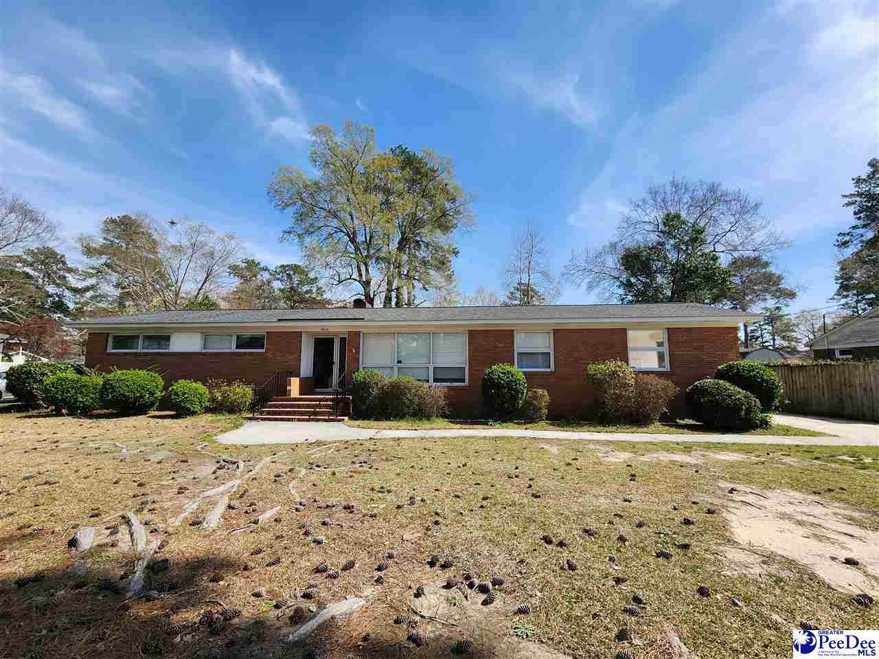 1810 Marsh Ave - Photo 1