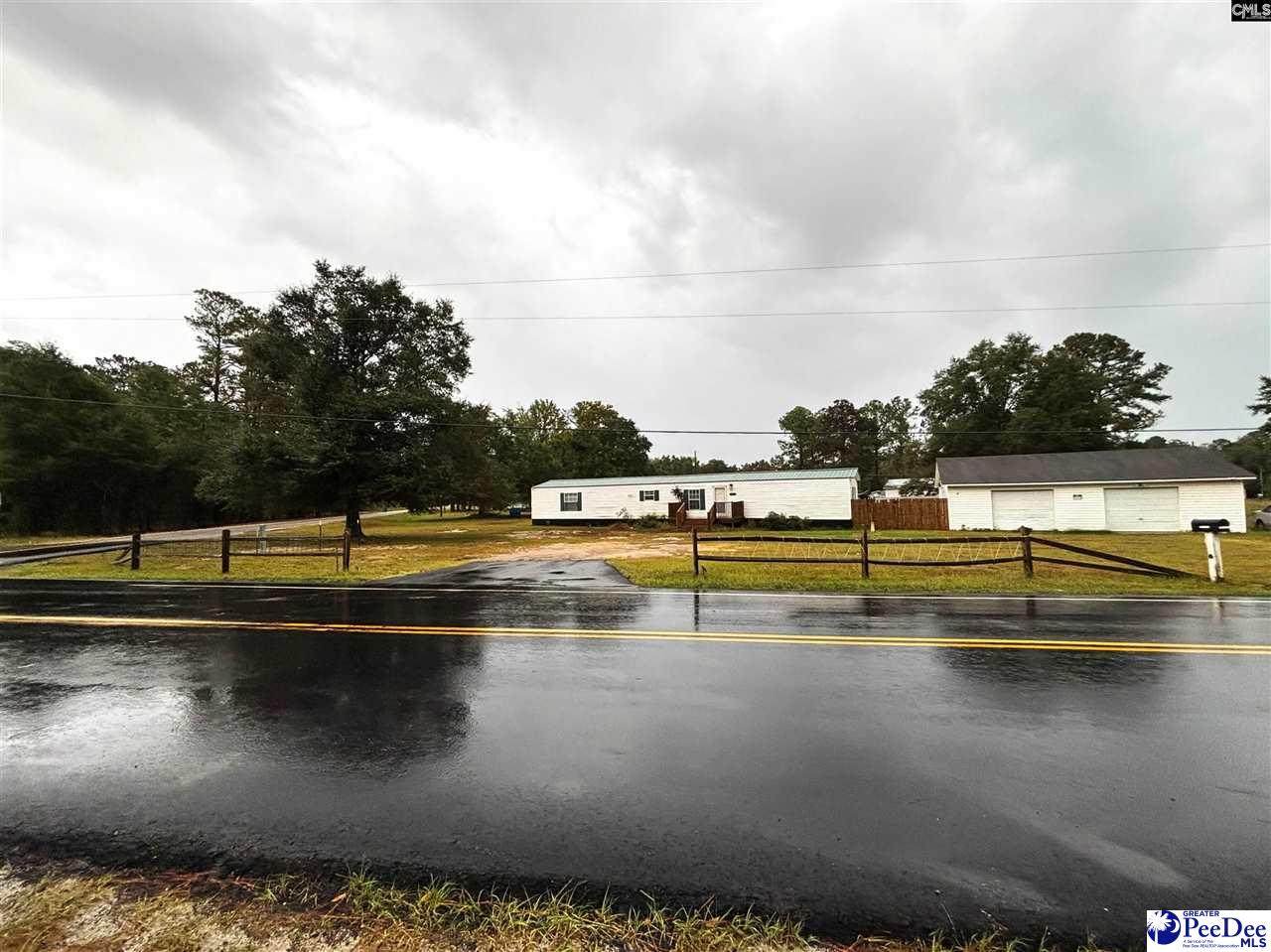 6137 Old Mullins Hwy - Photo 1