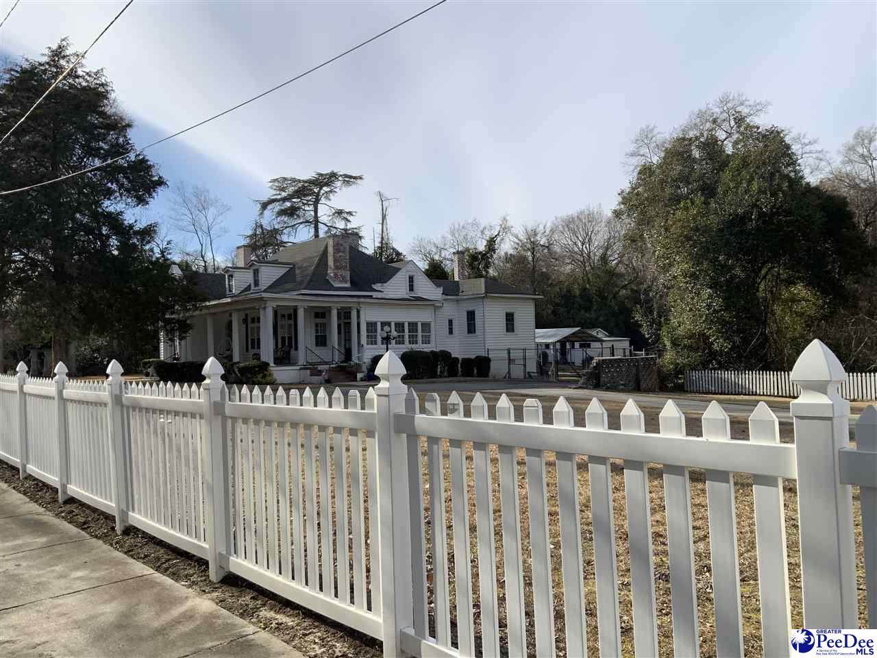 403 Main St - Photo 1