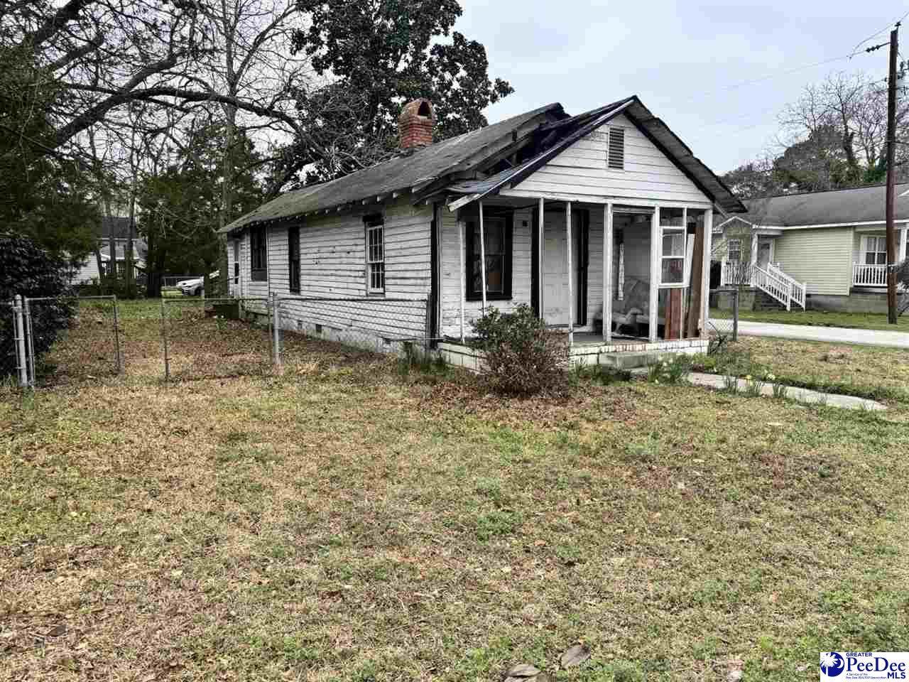 200 Southern Pine St - Photo 1