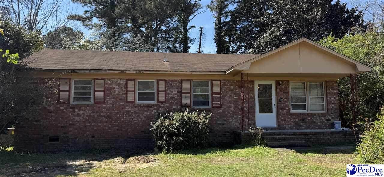 112 Waterman Ave - Photo 1