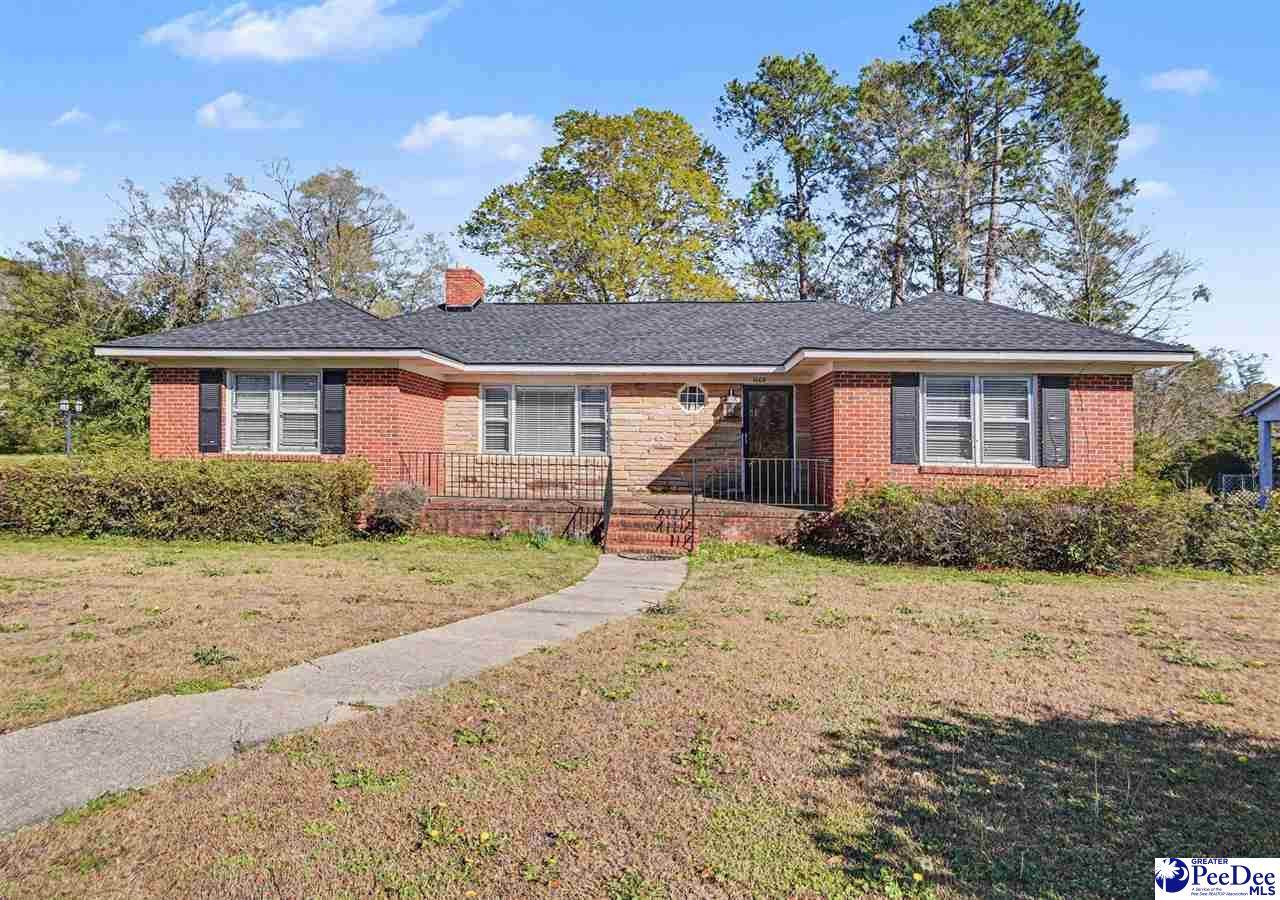 1008 N Withlacoochee Ave - Photo 1