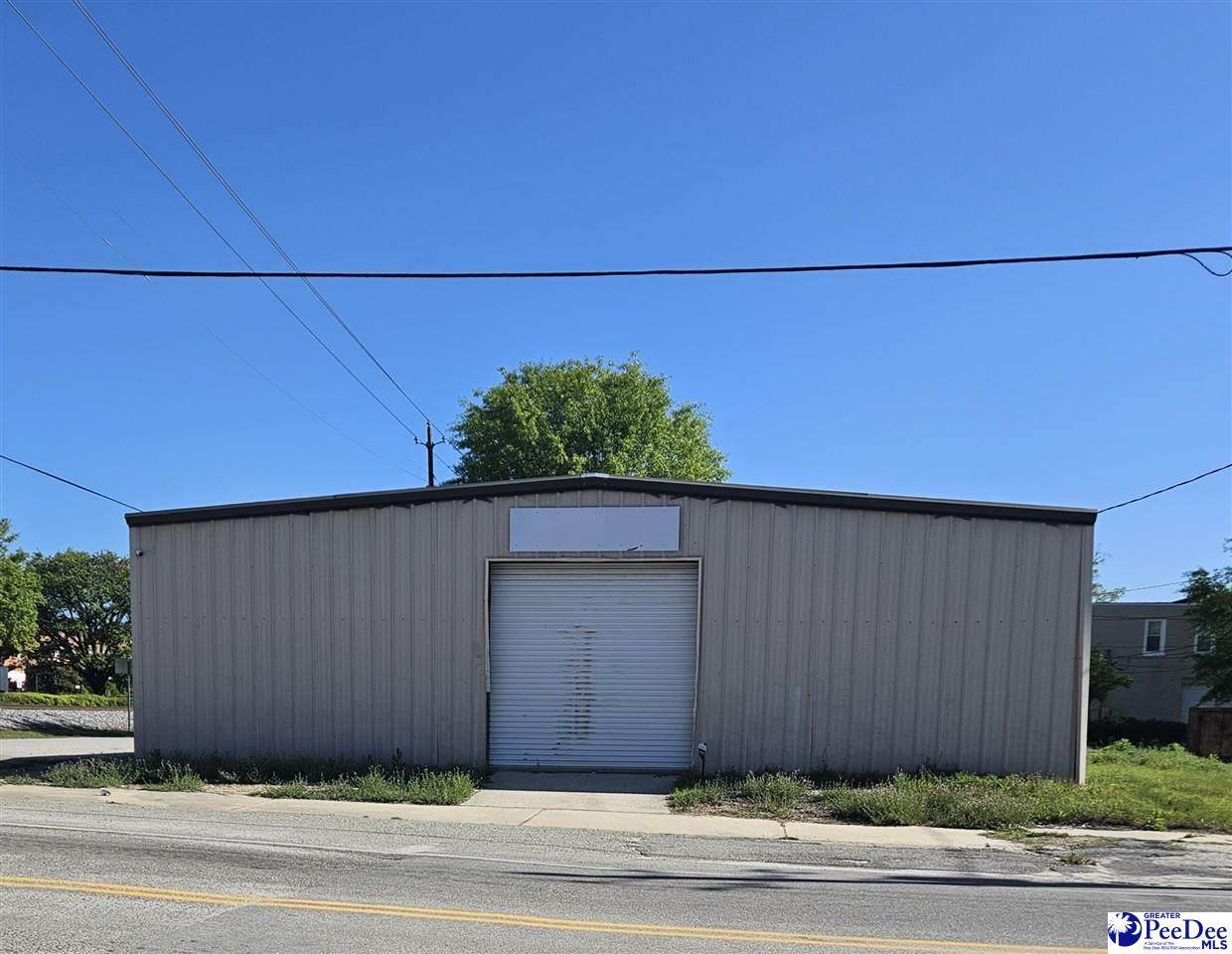 118 Railroad Avenue - Photo 1