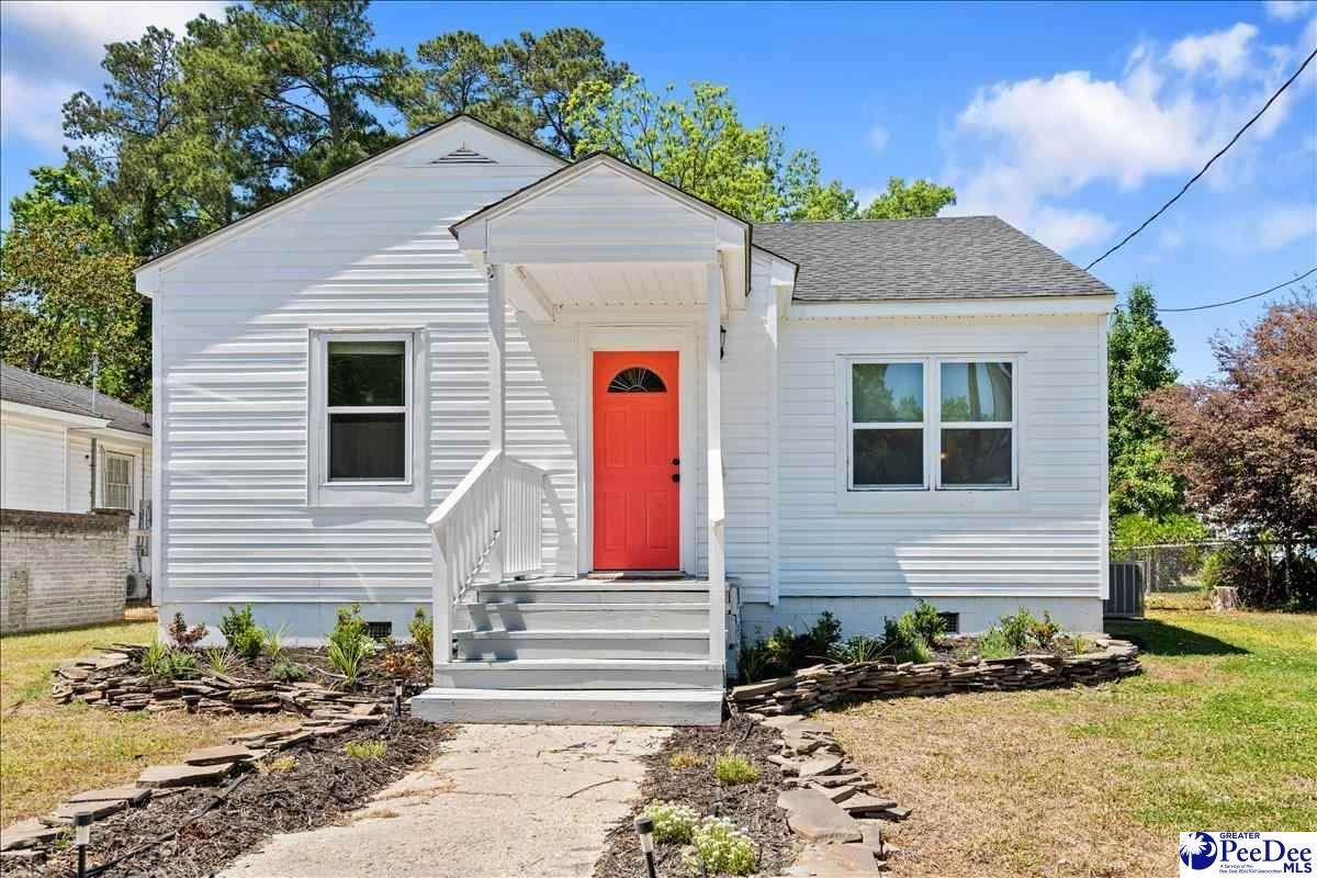204 2nd Avenue - Photo 1