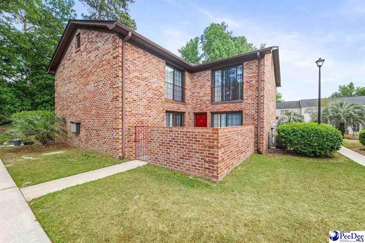 721 Coventry Ln Unit P - Photo 1