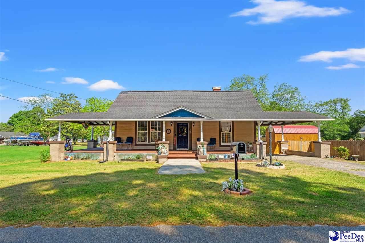 209 Walnut St - Photo 1
