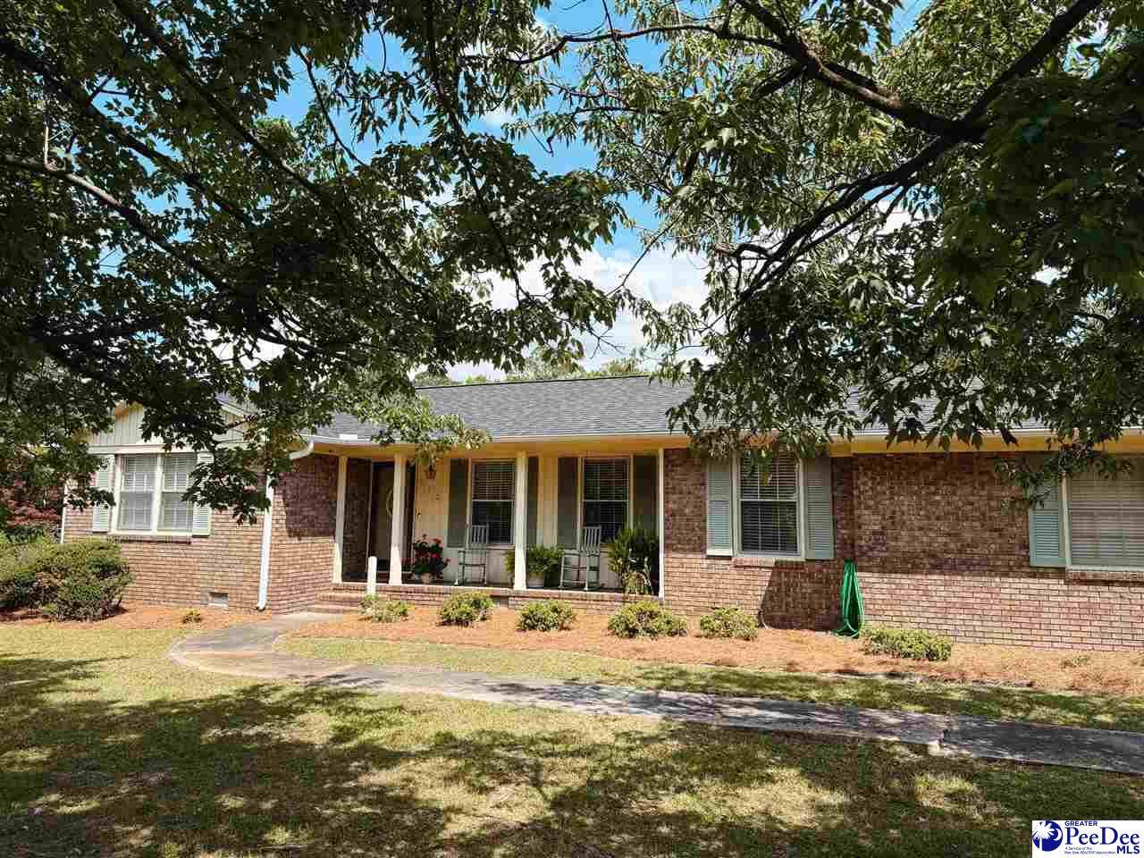 850 Thunderbird Drive - Photo 1