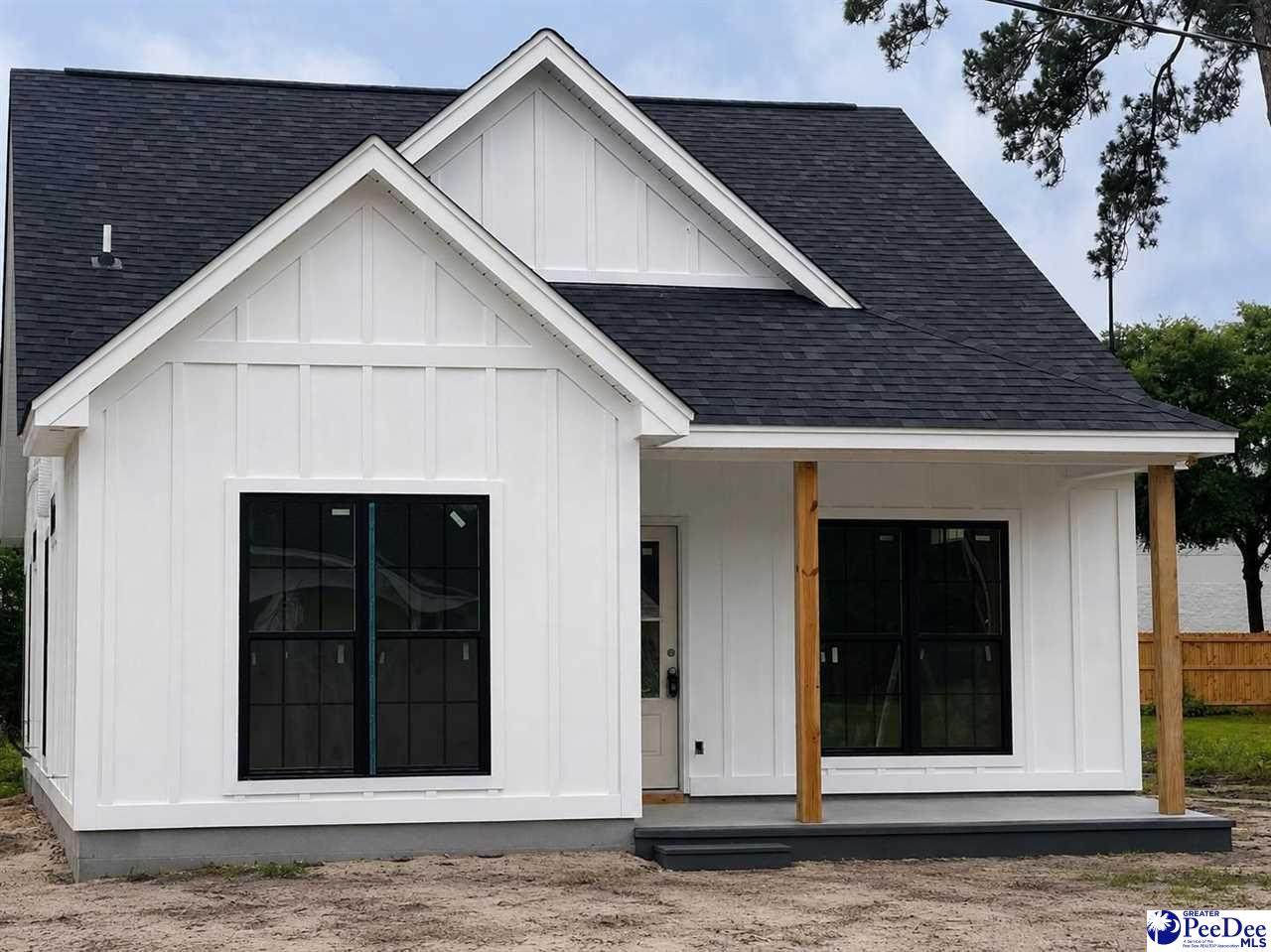 220 Grace Dr - Photo 1