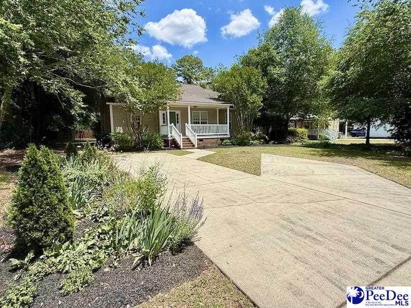 603 Green St - Photo 1