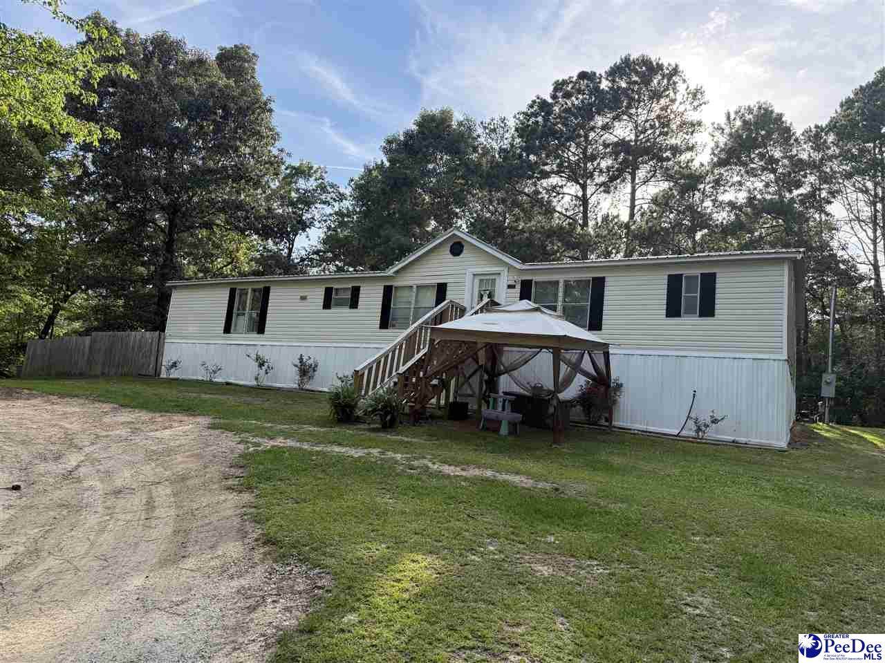 2117 Beaverdam Dr - Photo 1