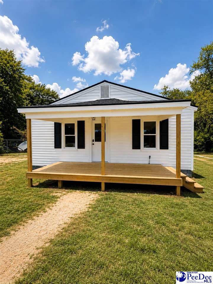 223 Redfearn - Photo 1