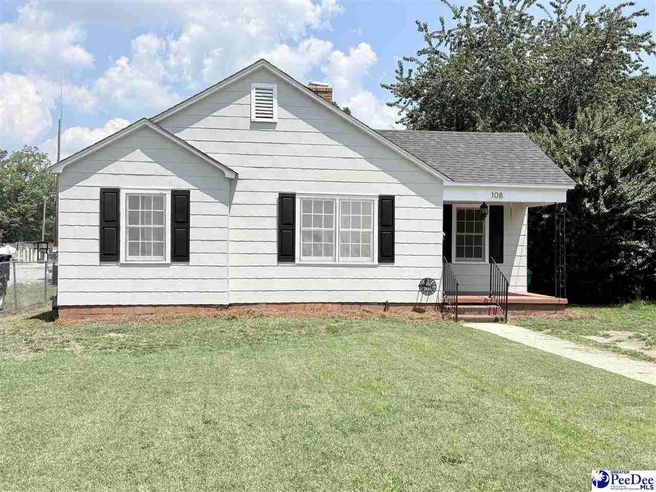 108 Hartzell - Photo 1