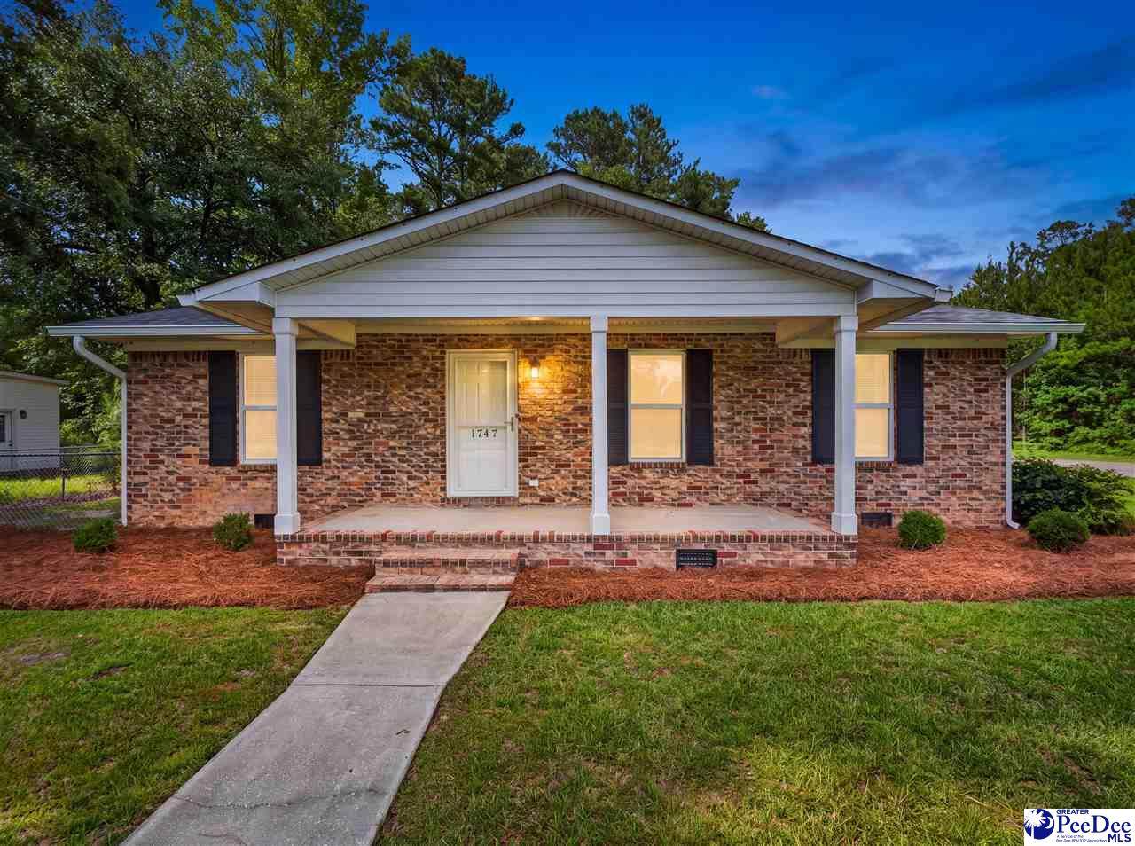 1747 Cameo Street - Photo 1