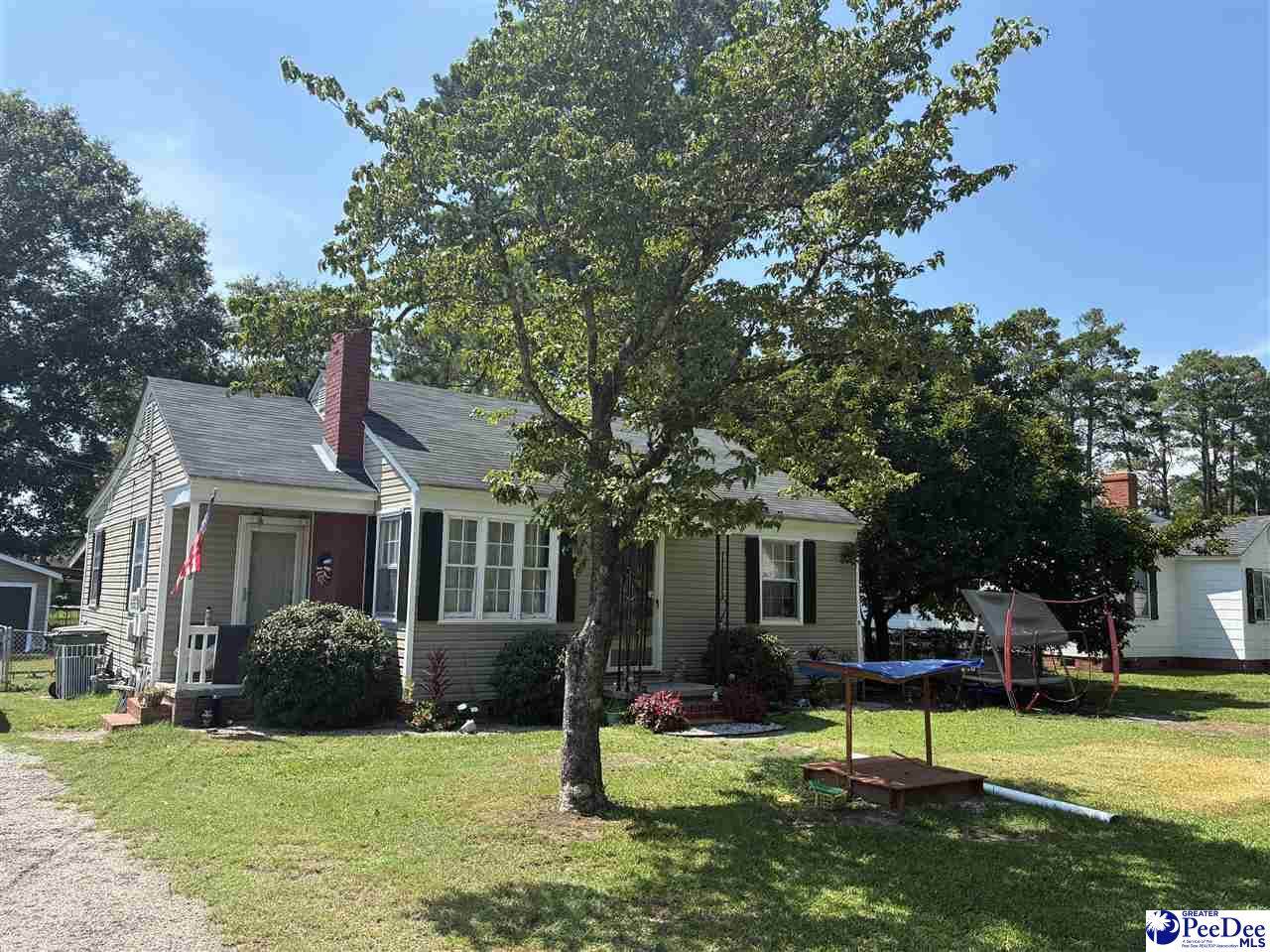 207 Stewart St - Photo 1
