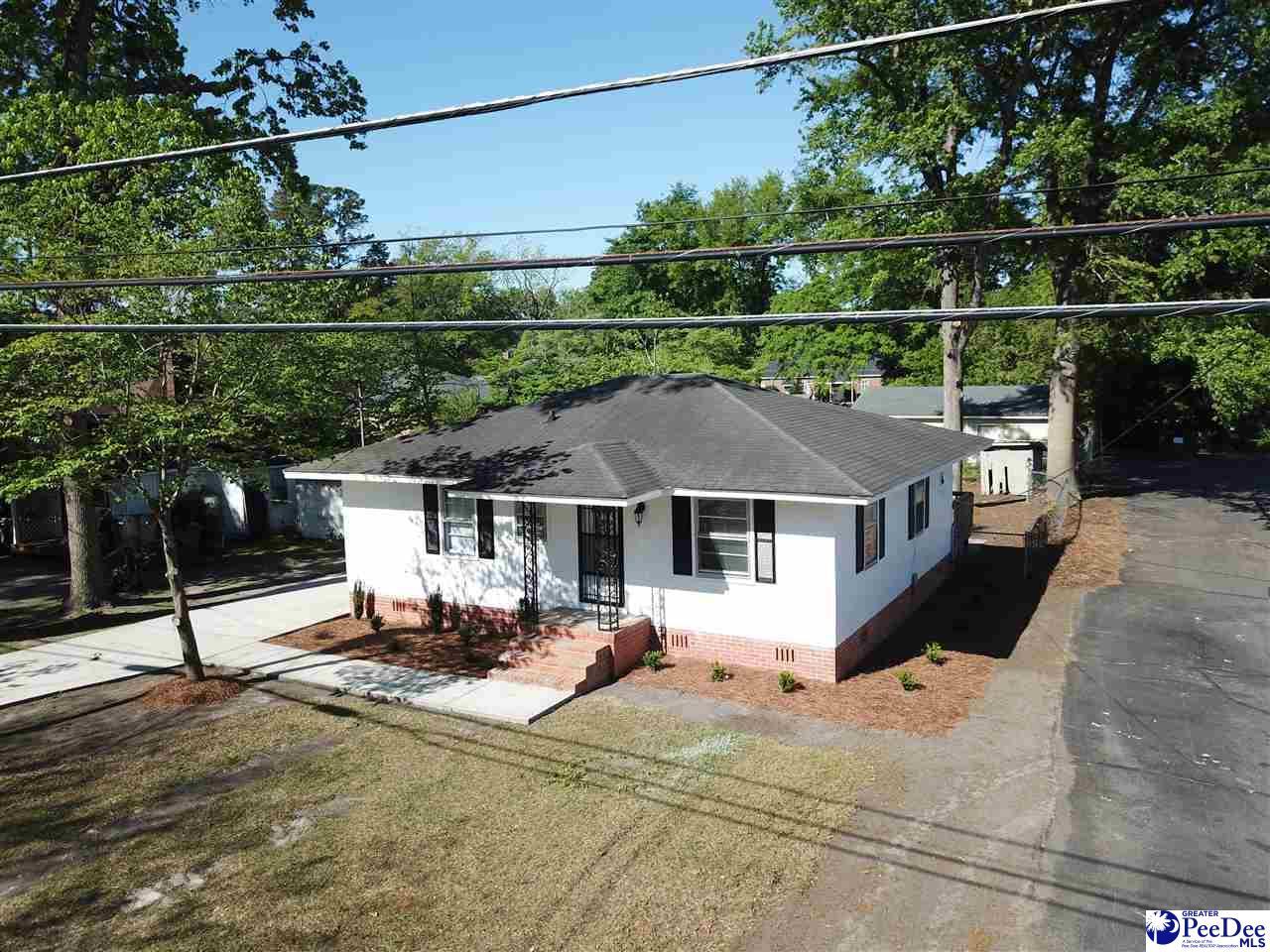 109 Sunset Drive - Photo 1